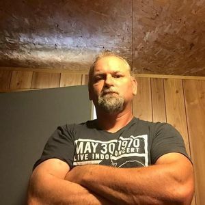 Meet your Posher, Travis